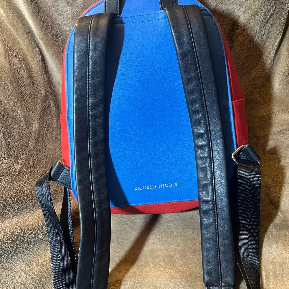Danielle Nicole Mini Spider-Man Backpack Web Slinger - Picture 3 of 10